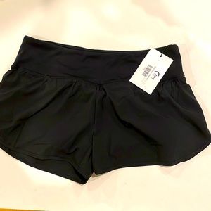 Zyia black trainer shorts size large lg